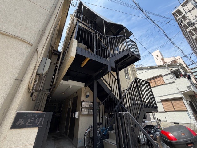 レディースみどりの外観写真