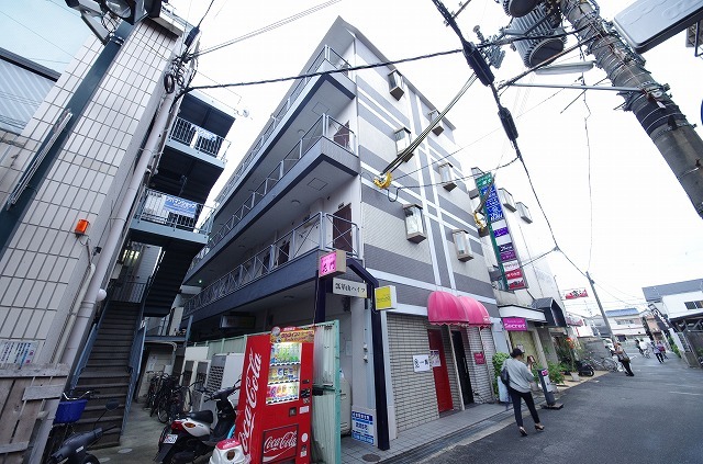瓢箪山ハイツの外観写真