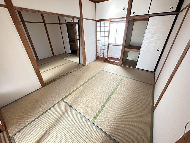 池島町柳生様文化住宅の居間写真