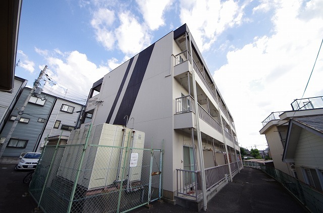 近鉄奈良線 石切駅 徒歩12分 3階建 築35年の外観写真