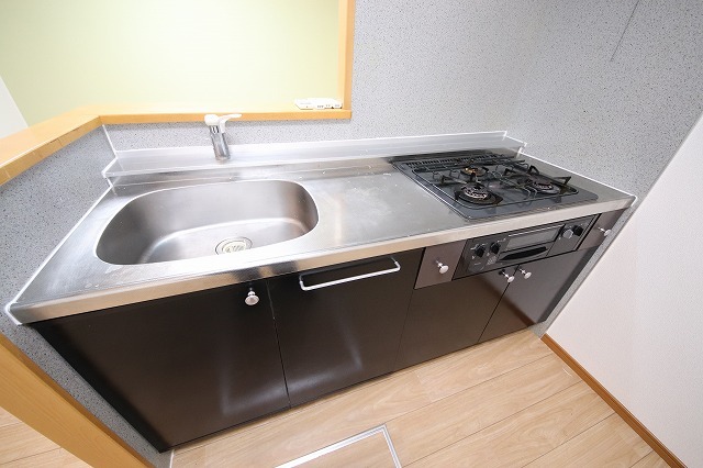 ヴァロンドール角田 Cのキッチン写真