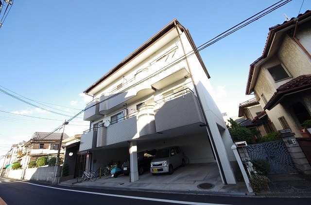 花園ニューライフマンションの外観写真