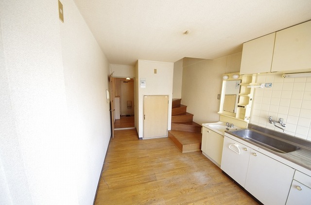 川上マンション南棟のキッチン写真