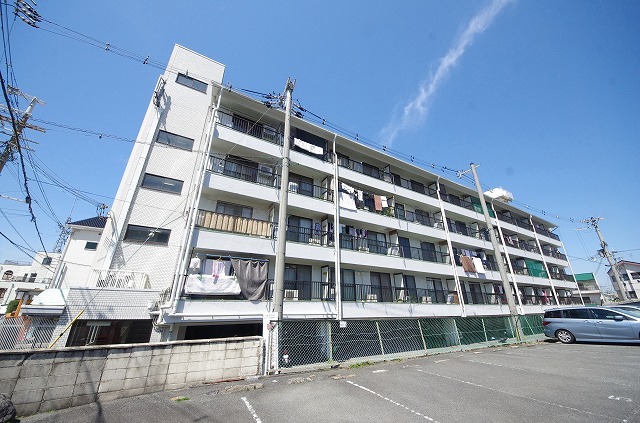 プレアール枚岡