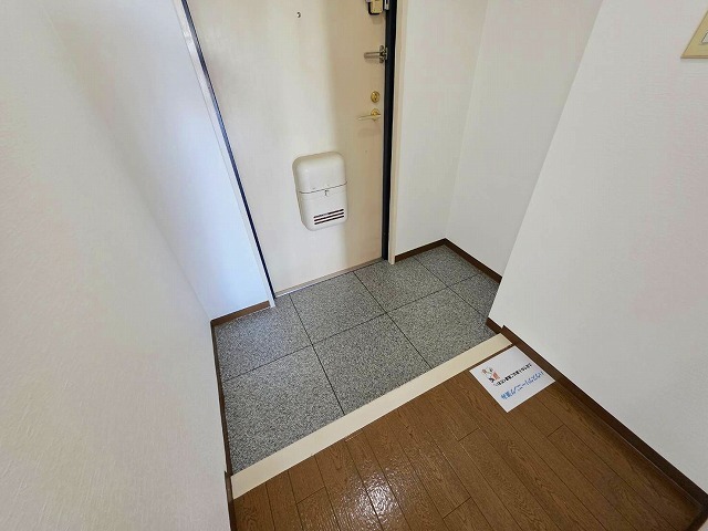 コートヴィレッジ清水の玄関写真