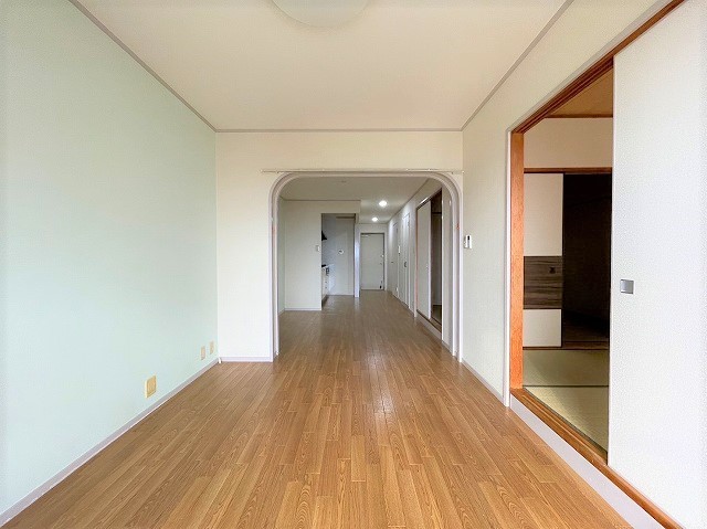 プラチナム石切の居間写真