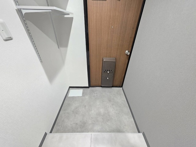 東花園コーポの玄関写真