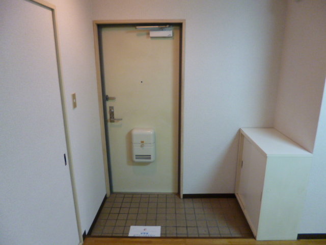 ツイン石切2の玄関写真