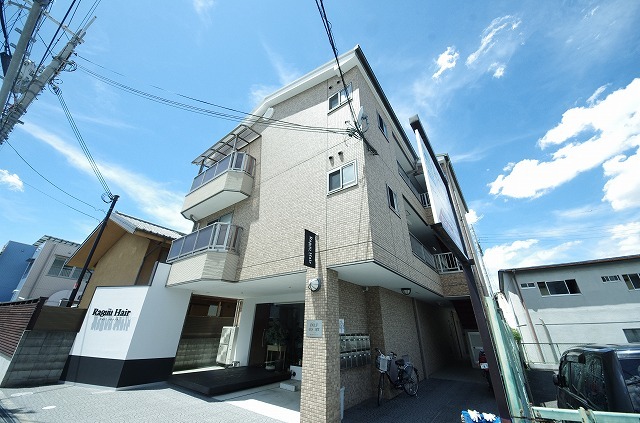新石切デルフコートの外観写真