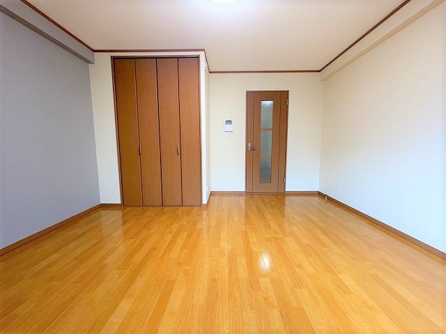 新石切デルフコートの居間写真