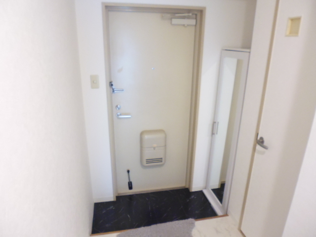 エーデルハイム東花園の玄関写真