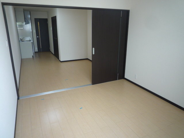 フジパレス駒林の寝室写真