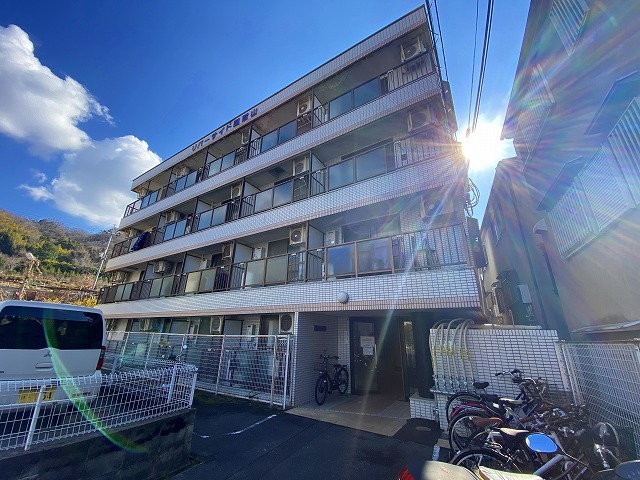 リバーサイド瓢箪山の外観写真