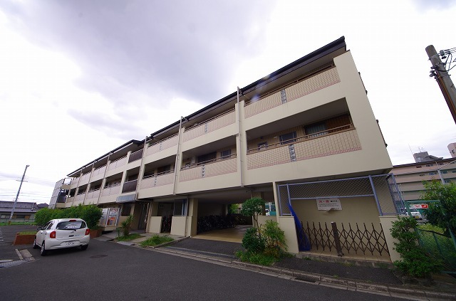 パストラル横小路の外観写真