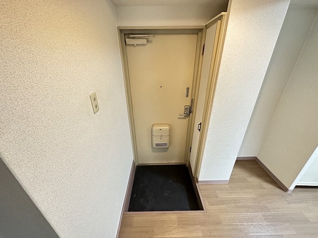 ナンソーコーポ2の玄関写真