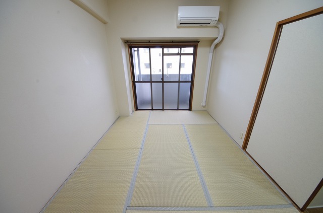 モアライフの居間写真