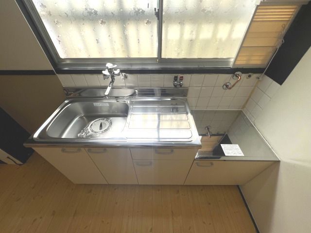 近鉄奈良線 額田駅 徒歩5分 2階建 築55年のキッチン写真