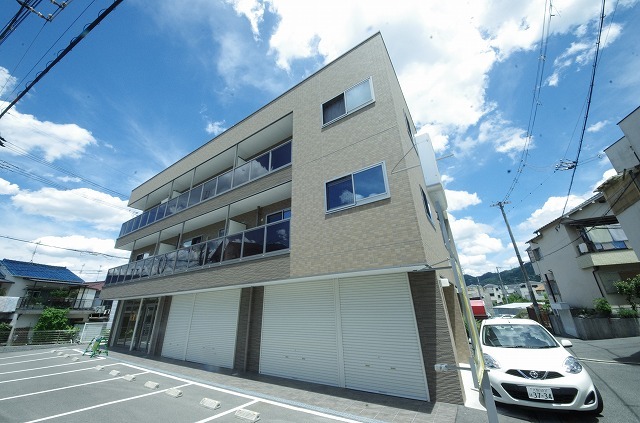 近鉄奈良線 石切駅 徒歩12分 築11年
