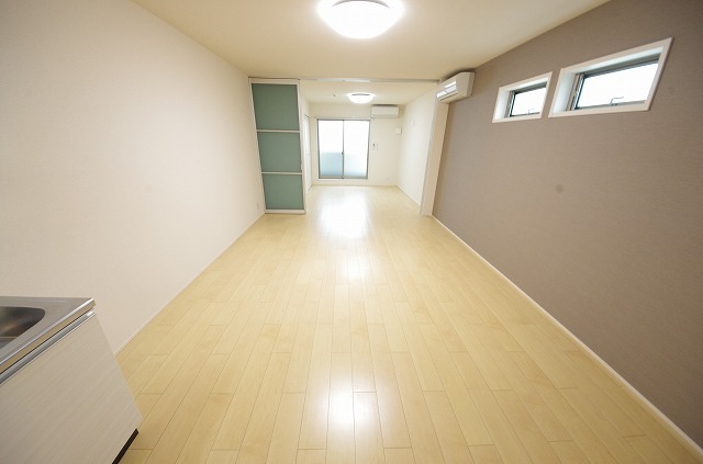 近鉄奈良線 若江岩田駅 徒歩5分 3階建 築11年の居間写真