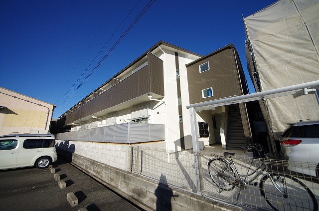 近鉄けいはんな線 新石切駅 徒歩4分 築9年