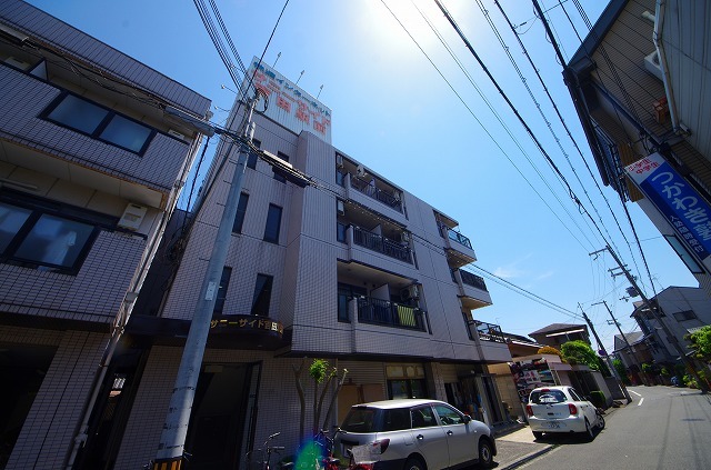 サニーサイド吉田駅前の外観写真