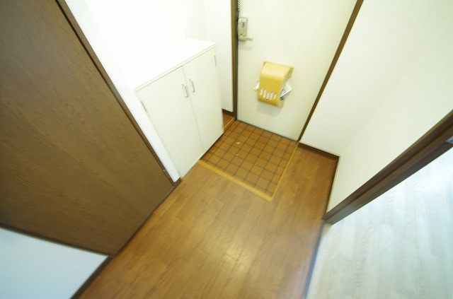 向陽苑3の玄関写真