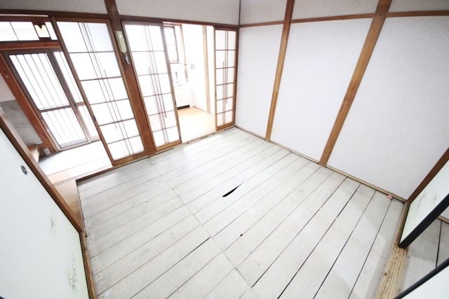 若江本町借家の居間写真