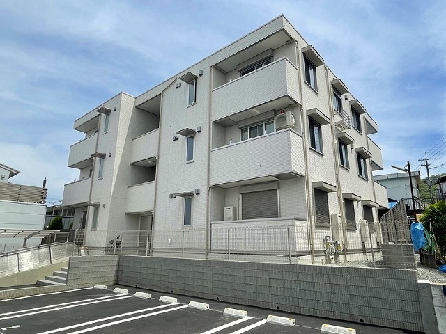 近鉄けいはんな線 新石切駅 徒歩9分 築6年