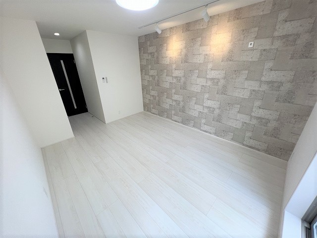 フジパレス新石切南II番館の居間写真