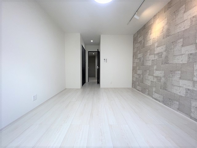 フジパレス新石切南II番館の居間写真