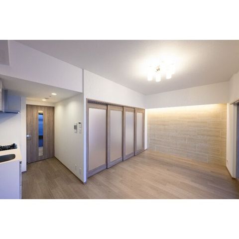 プレジオ荒本新町の居間写真