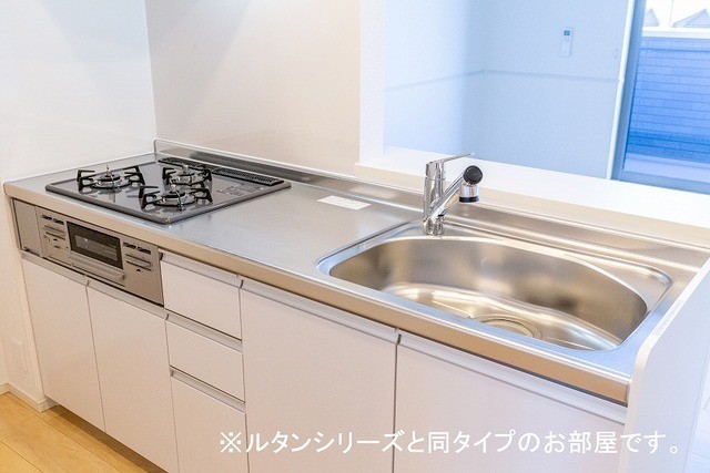 アット横小路のキッチン写真