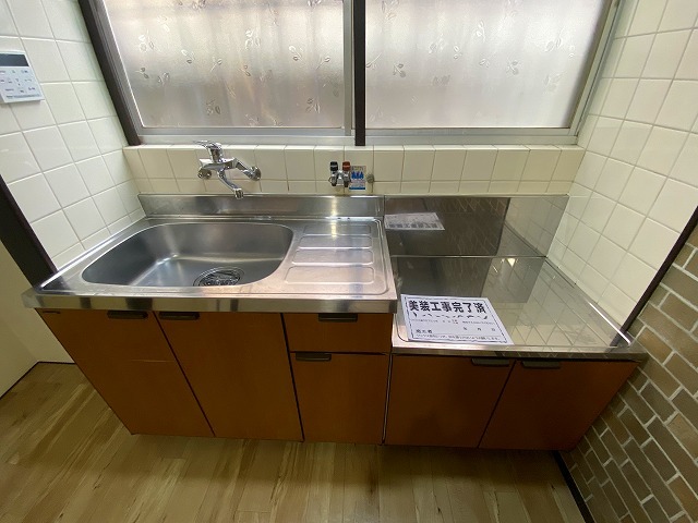 近鉄奈良線 枚岡駅 徒歩4分 2階建 築55年のキッチン写真