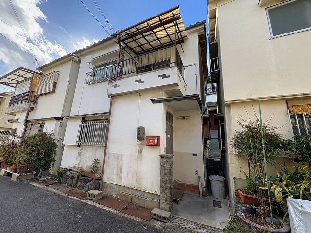 近鉄奈良線 瓢箪山駅 徒歩10分 2階建 築54年の外観写真