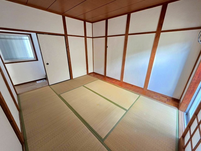 近鉄奈良線 瓢箪山駅 徒歩12分 2階建 築52年の居間写真