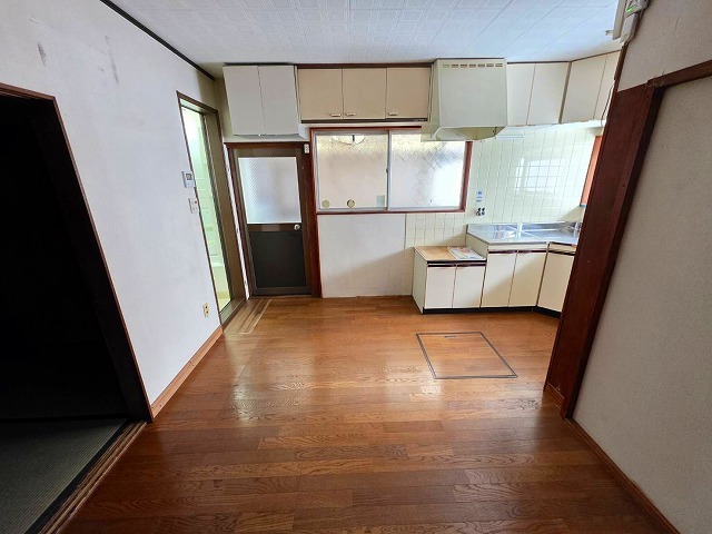 近鉄奈良線 瓢箪山駅 徒歩9分 2階建 築56年の居間写真