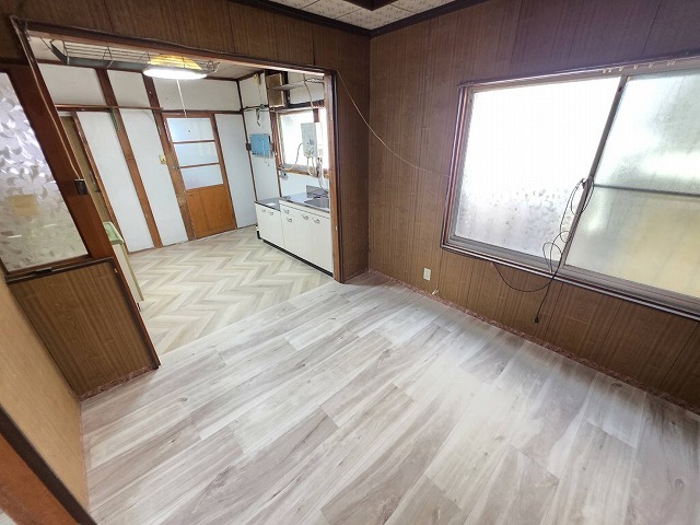 近鉄奈良線 石切駅 徒歩14分 2階建 築56年の居間写真