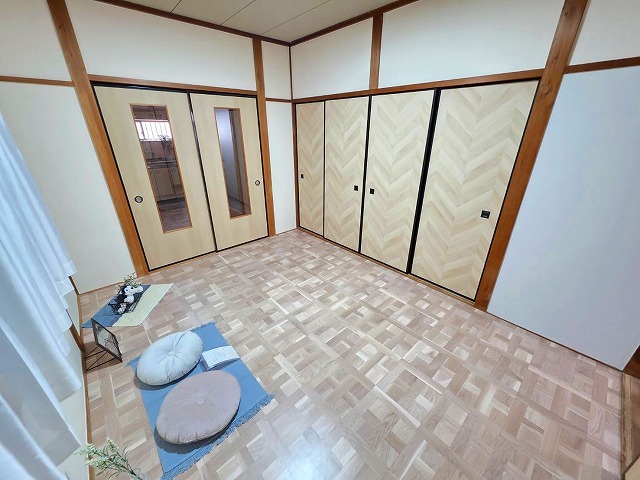 近鉄奈良線 瓢箪山駅 徒歩10分 2階建 築43年の居間写真