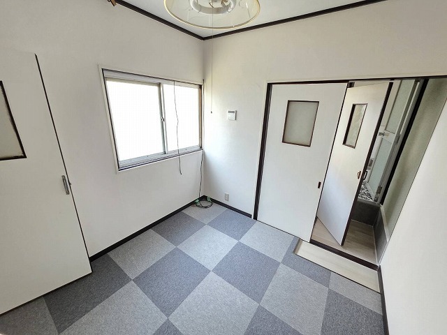 近鉄奈良線 枚岡駅 徒歩8分 2階建 築56年の居間写真