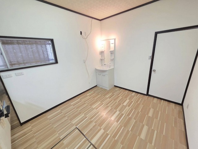 近鉄けいはんな線 新石切駅 徒歩19分 2階建 築54年の居間写真