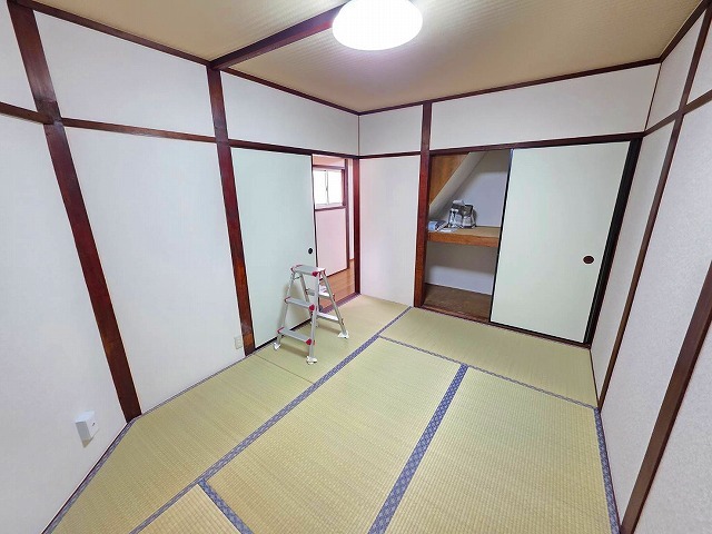 近鉄奈良線 瓢箪山駅 徒歩11分 2階建 築51年の居間写真