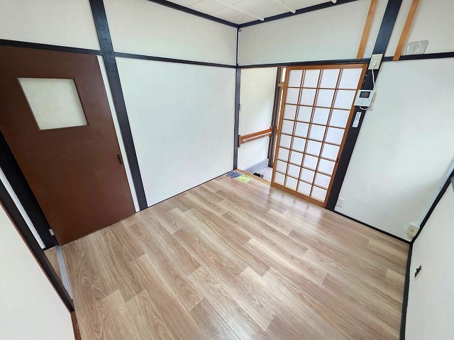 近鉄奈良線 枚岡駅 徒歩14分 2階建 築51年の居間写真