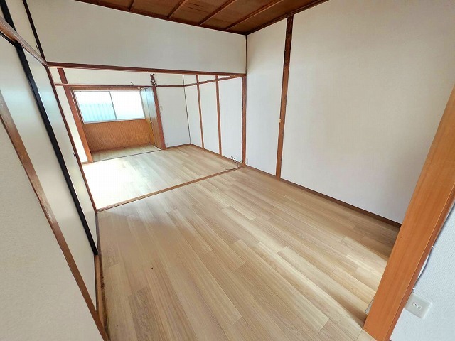 近鉄けいはんな線 新石切駅 徒歩9分 1階建 築62年の居間写真