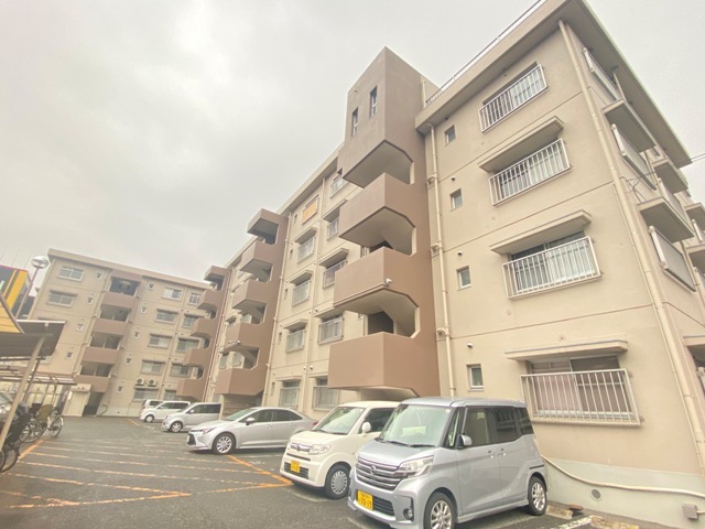 エメラルドマンション東那珂