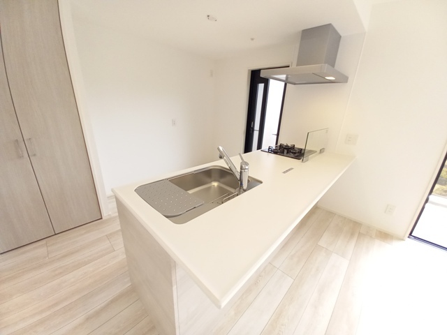 S-RESIDENCE愛宕SOUTHのキッチン写真