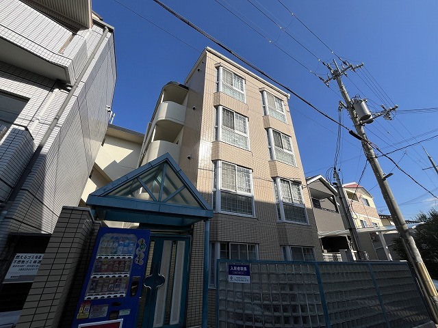 シャルルあやめ池