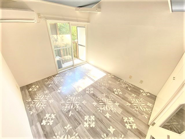 シティパレス富雄元町P-2の居間写真