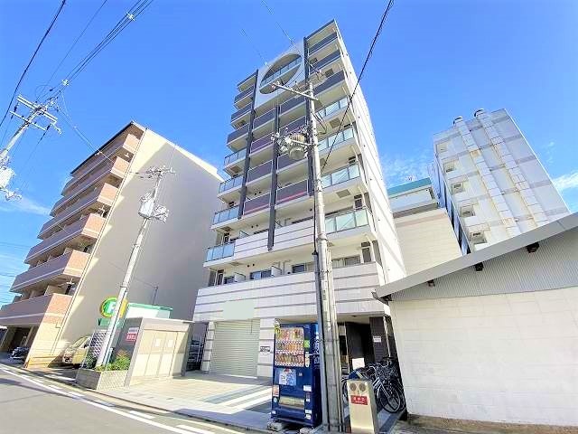 近鉄奈良線 新大宮駅 徒歩5分 9階建 築20年の外観写真