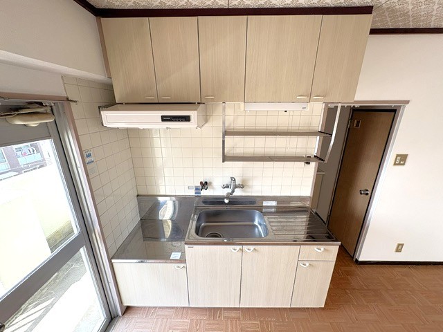 近鉄田原本線 大輪田駅 徒歩4分 5階建 築46年のキッチン写真