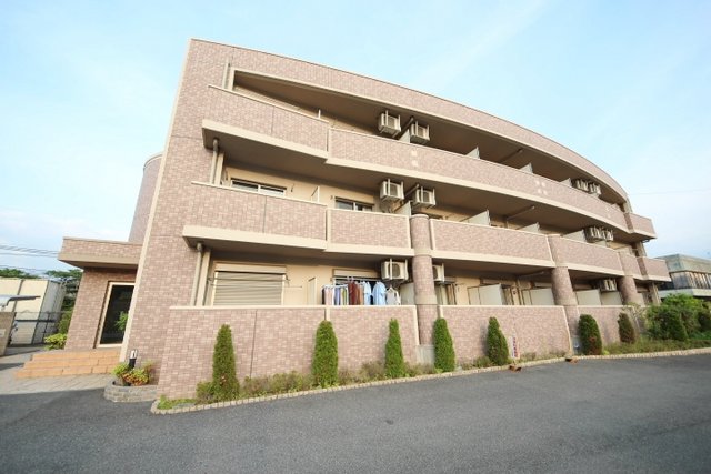 近鉄生駒線 南生駒駅 徒歩5分 3階建 築20年の外観写真